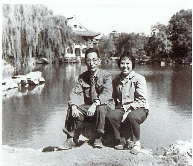 EA602EB4254DEEB4909D436F5DF_4DEBCAA1_15620